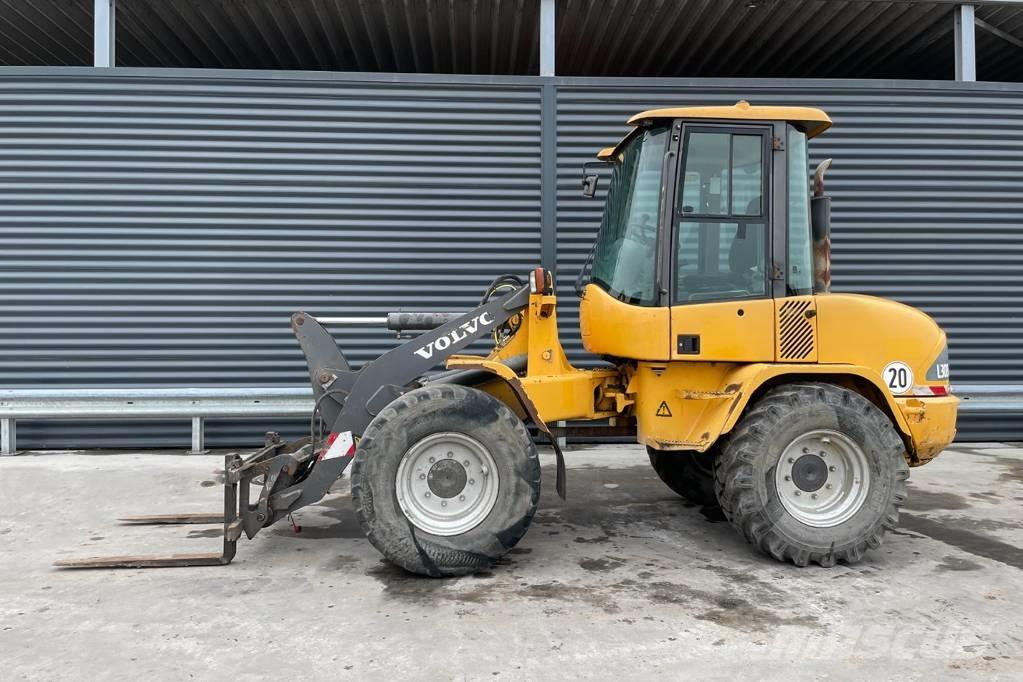Volvo L 30 ZX Фронтальные погрузчики