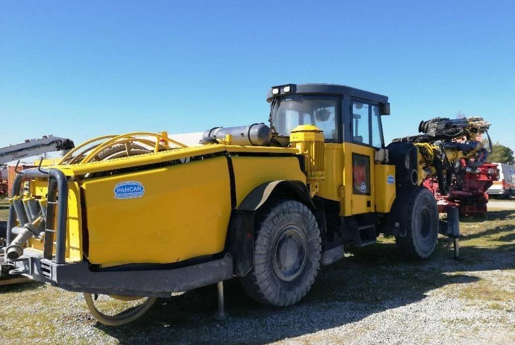 Atlas Copco L2C Оборудование для горизонтального бурения