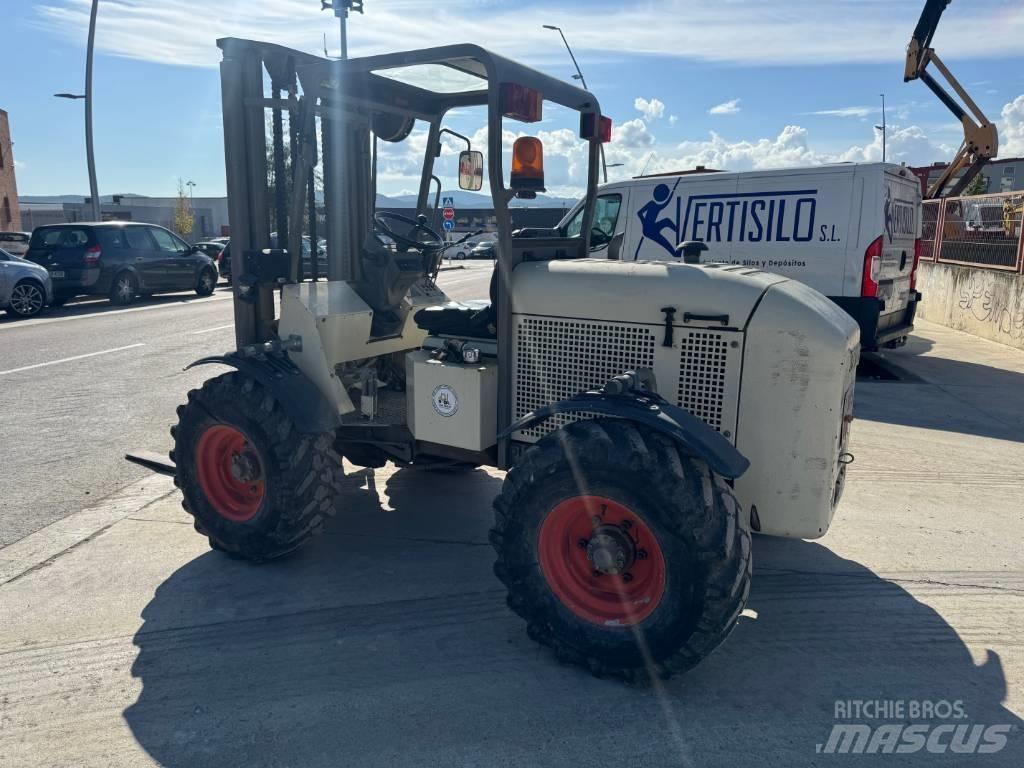 Tormaq 2542 Телескопические погрузчики