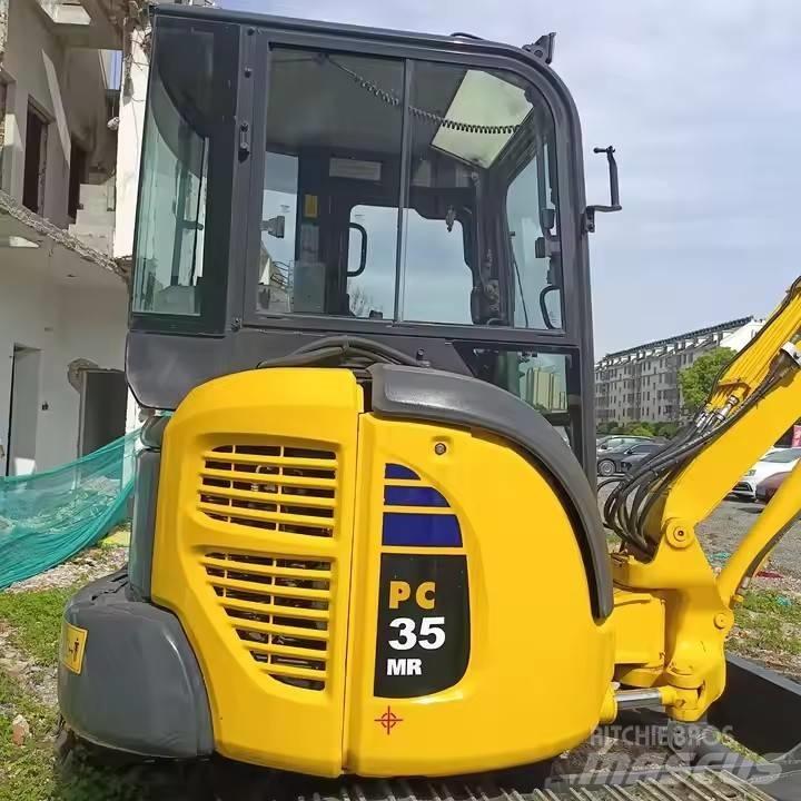 Komatsu PC35MR Гусеничные экскаваторы