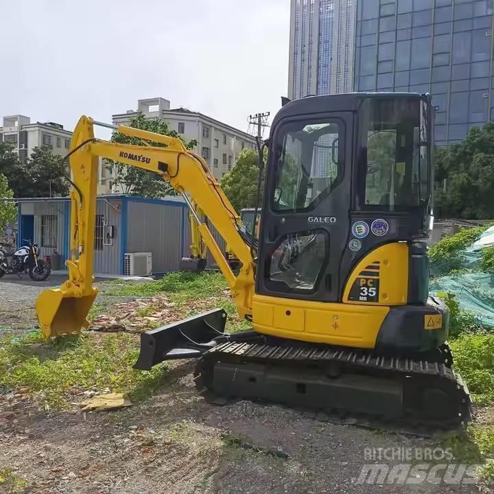Komatsu PC35MR Гусеничные экскаваторы