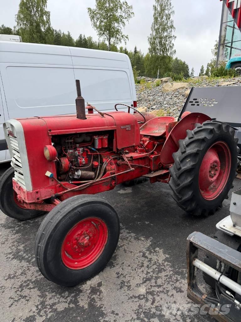 Valmet 361 Трактора