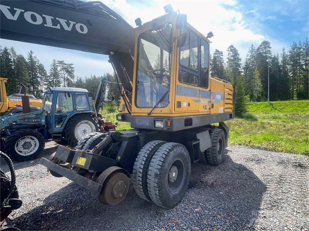 Volvo EW 200 4x4 Колёсные экскаваторы