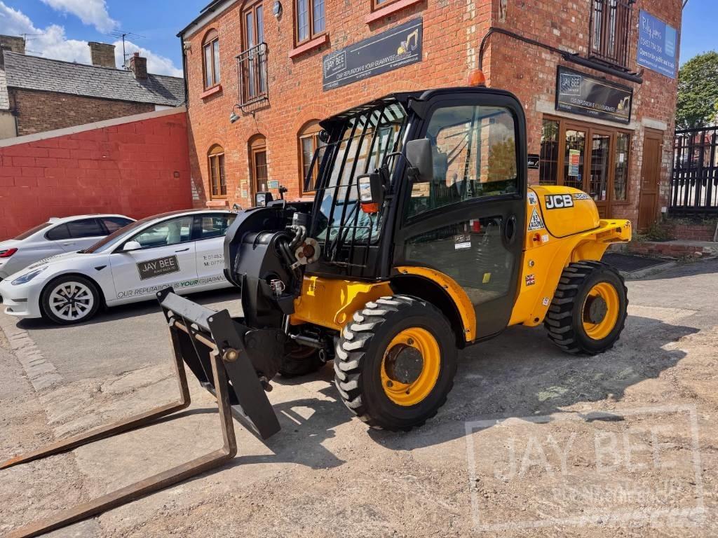 JCB 520-40 Телескопические погрузчики