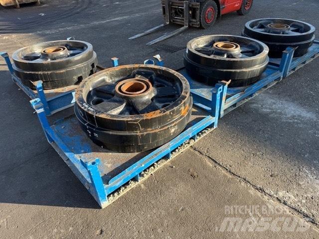 CAT 6020 NEW IDLER Гусеницы и цепи
