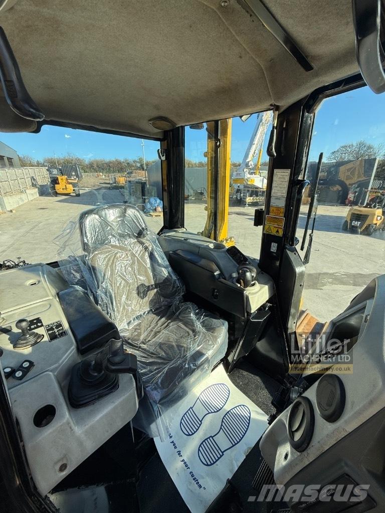 CAT D 6 N LGP Гусеничные бульдозеры