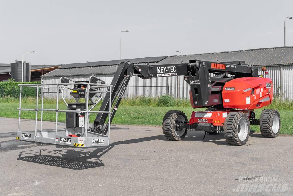 Manitou 200 ATJ e Коленчатые подъемники
