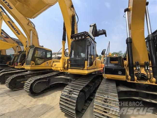 Komatsu PC 300-8 Гусеничные экскаваторы