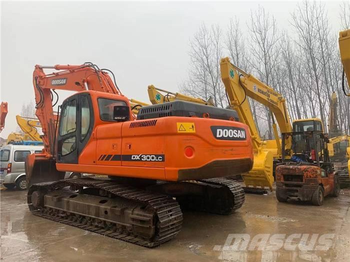 Doosan dx300 Гусеничные экскаваторы