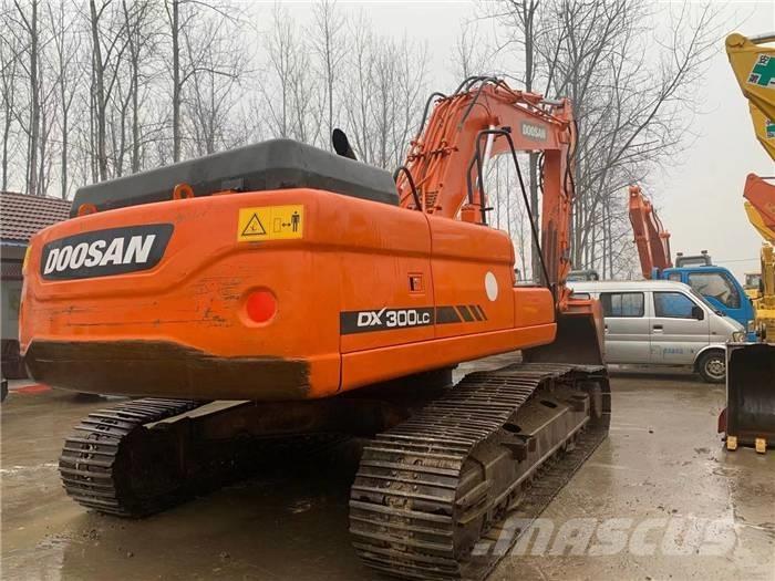 Doosan dx300 Гусеничные экскаваторы