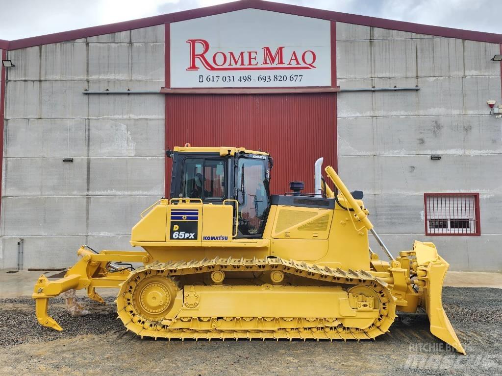 Komatsu D 65 PX-17 Гусеничные бульдозеры