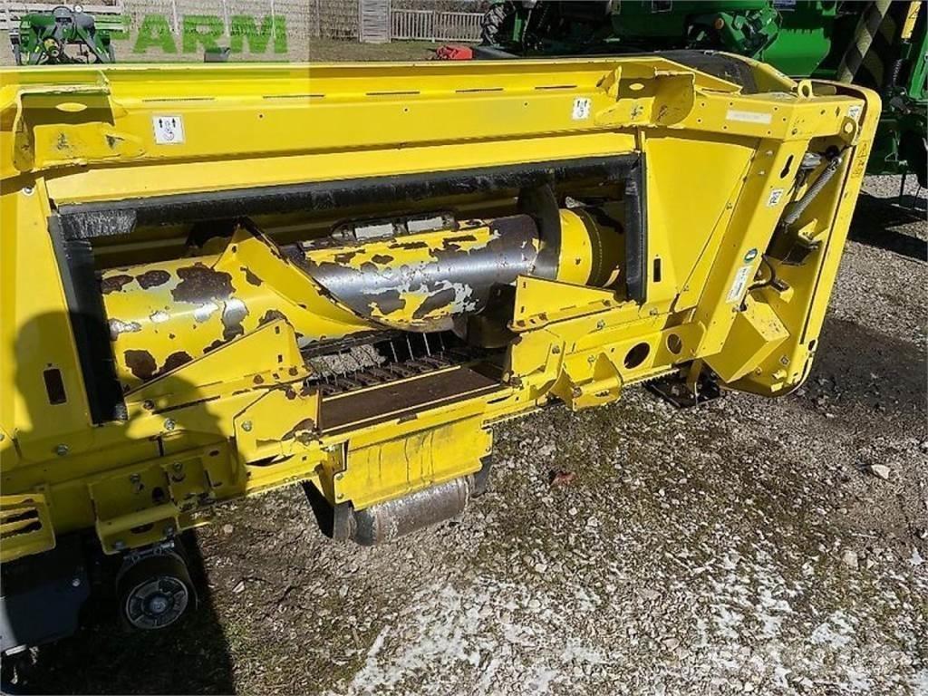 John Deere 8300 Самоходные кормоуборочные комбайны