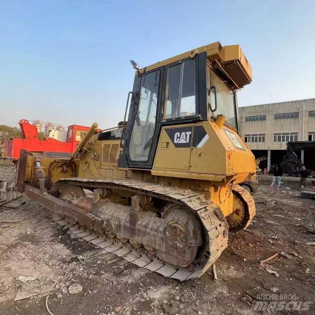 CAT D 6 G Гусеничные бульдозеры