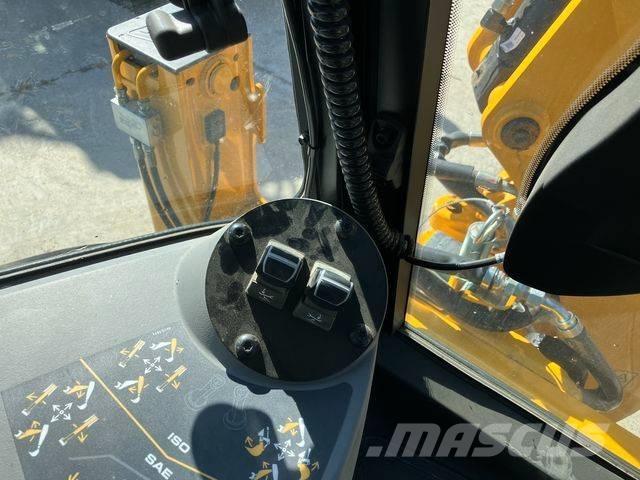 JCB 3CX Plus AEC Экскаваторы-погрузчики