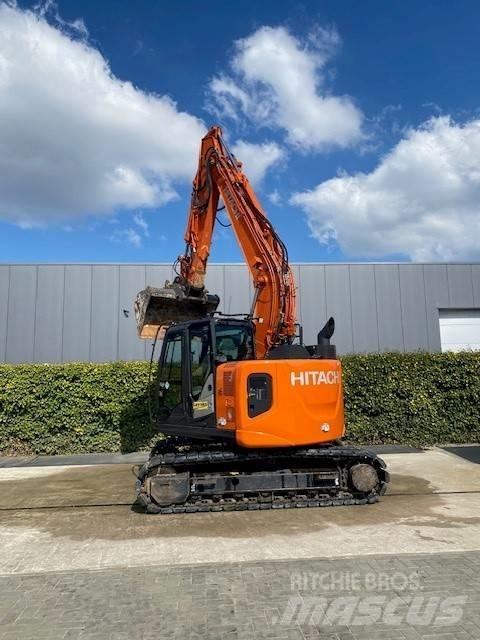 Hitachi 135US-6 Гусеничные экскаваторы