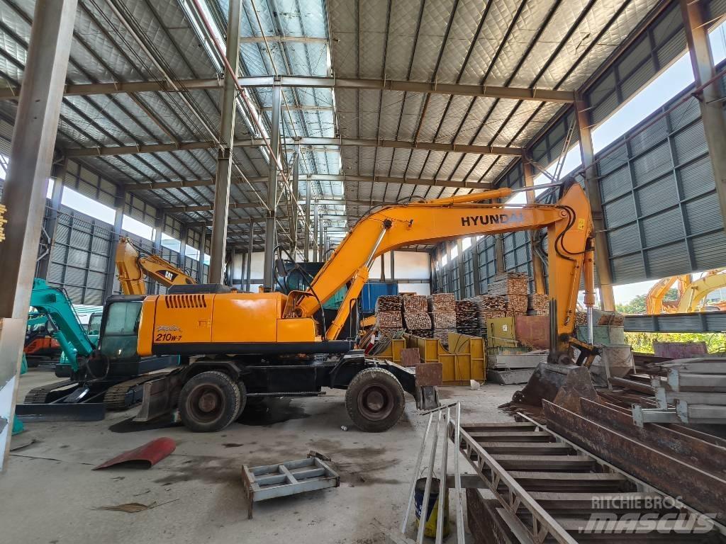 Hyundai R210w-7 Колёсные экскаваторы