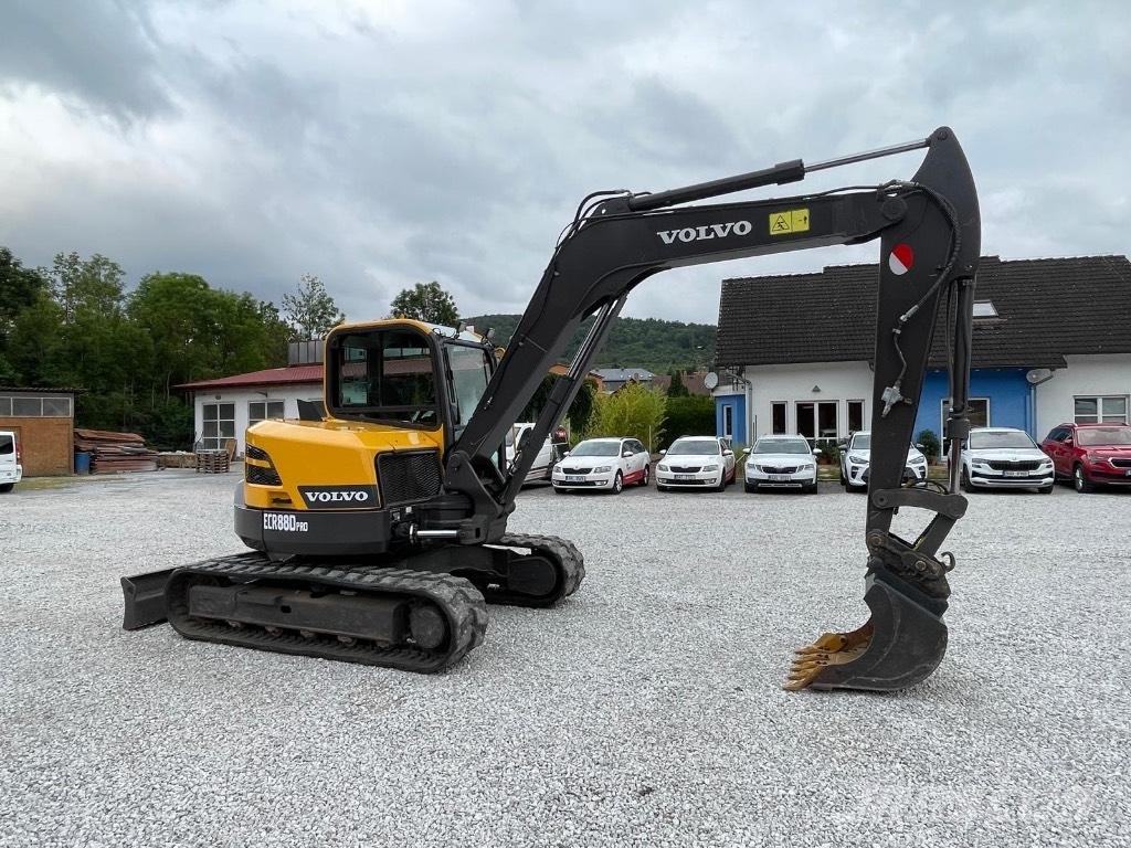 Volvo ECR88D Малые экскаваторы 7т-12т