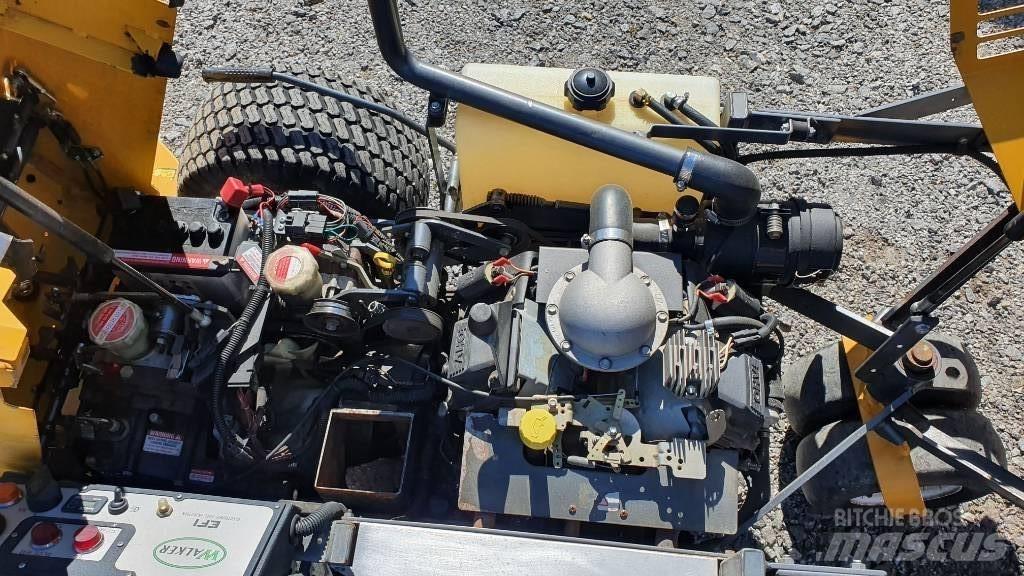 Walker MTGHS26EFI Самоходные газонокосилки