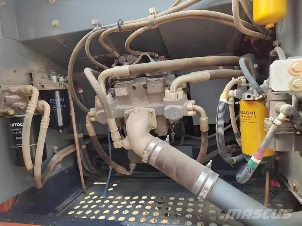 Hitachi ZX 200 Гусеничные экскаваторы