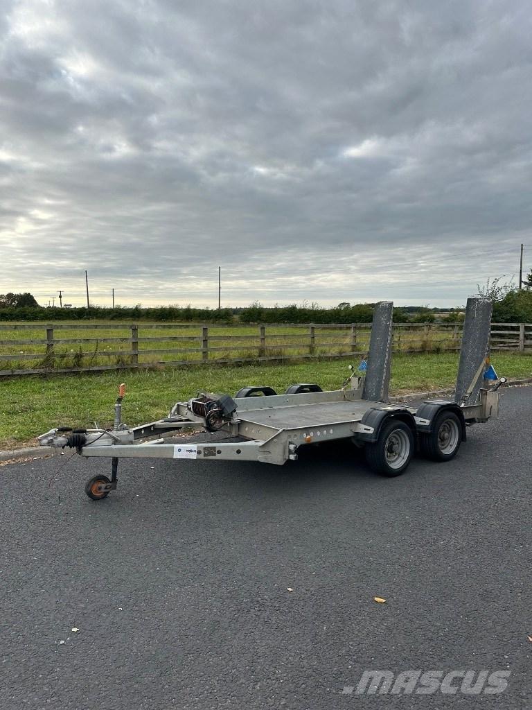  MOTIV TC3000 Лёгкие прицепы