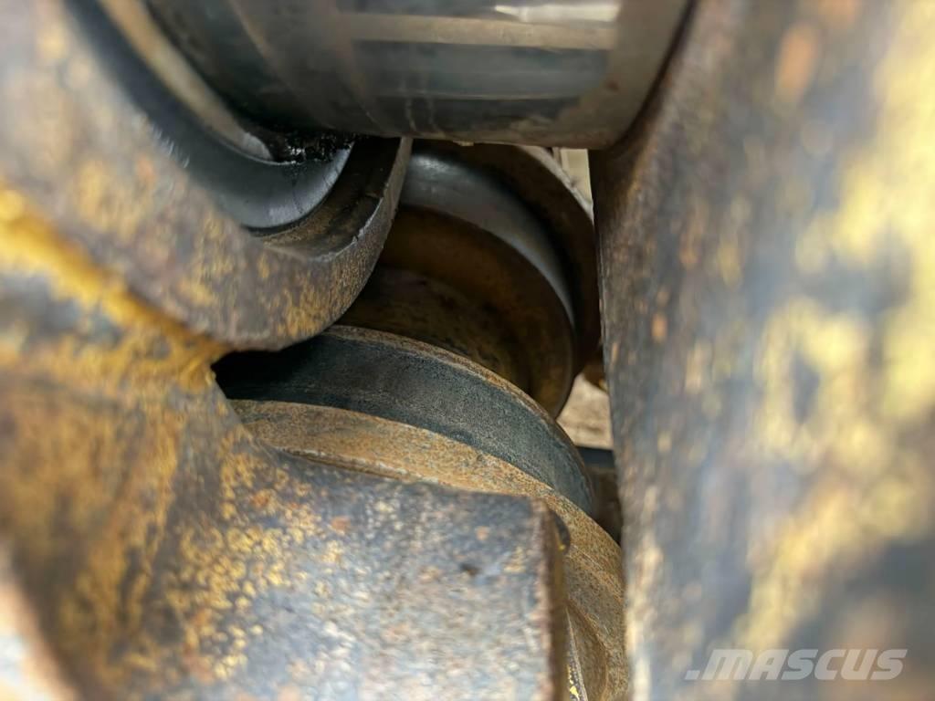 CAT D6R III XL Гусеничные бульдозеры