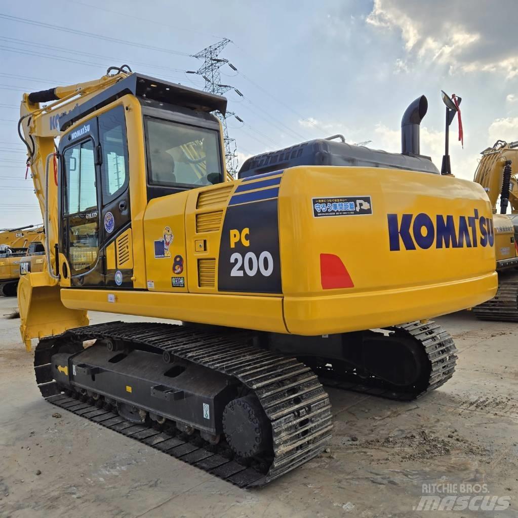 Komatsu PC 200-8 Гусеничные экскаваторы