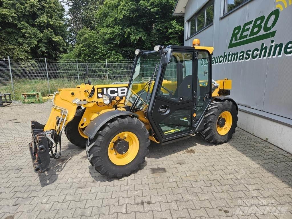 JCB 525-60 Телескопические погрузчики