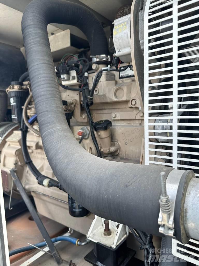 MultiQuip DCA150USJ2 Дизельные генераторы