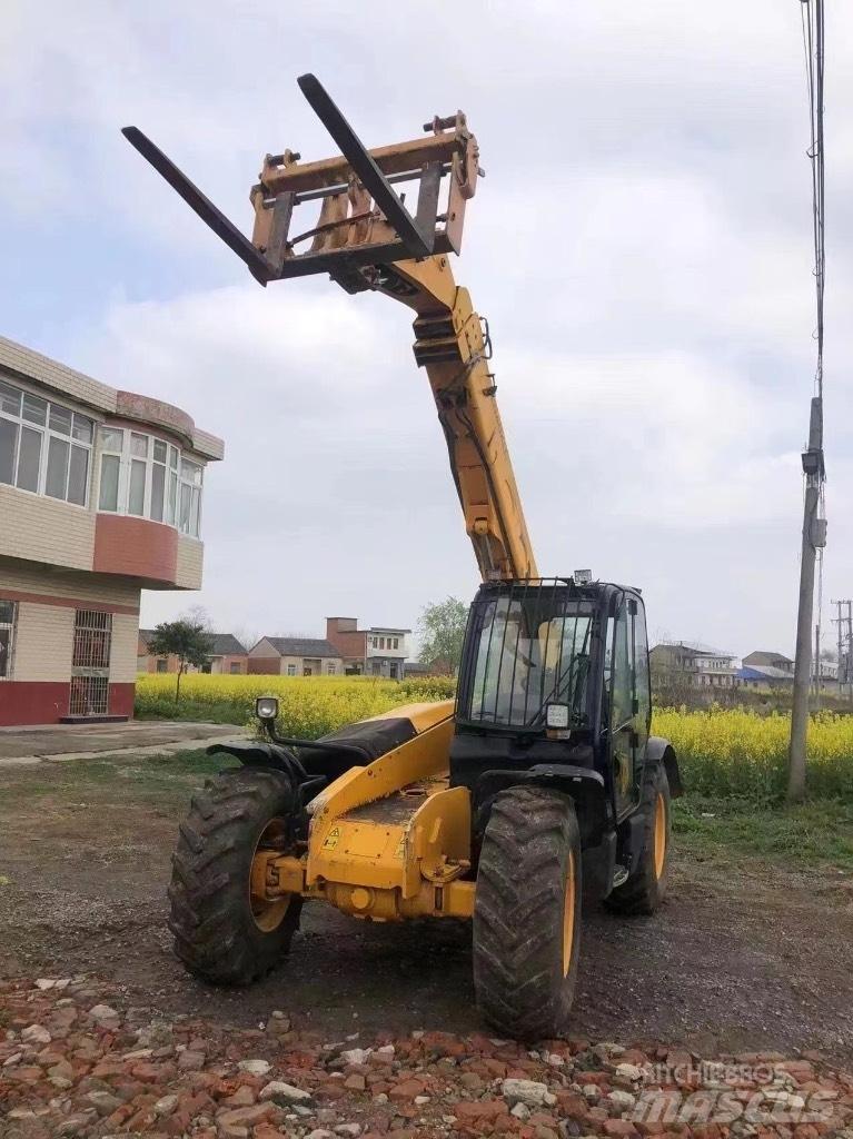 JCB 535-95 Телескопические погрузчики