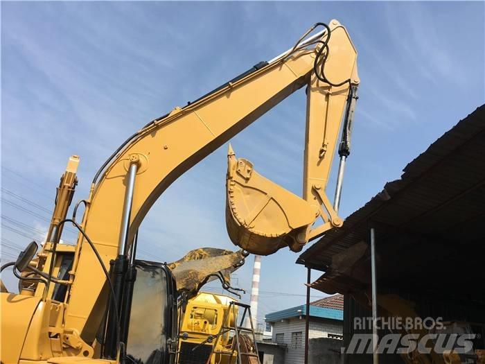 CAT 320 D Гусеничные экскаваторы