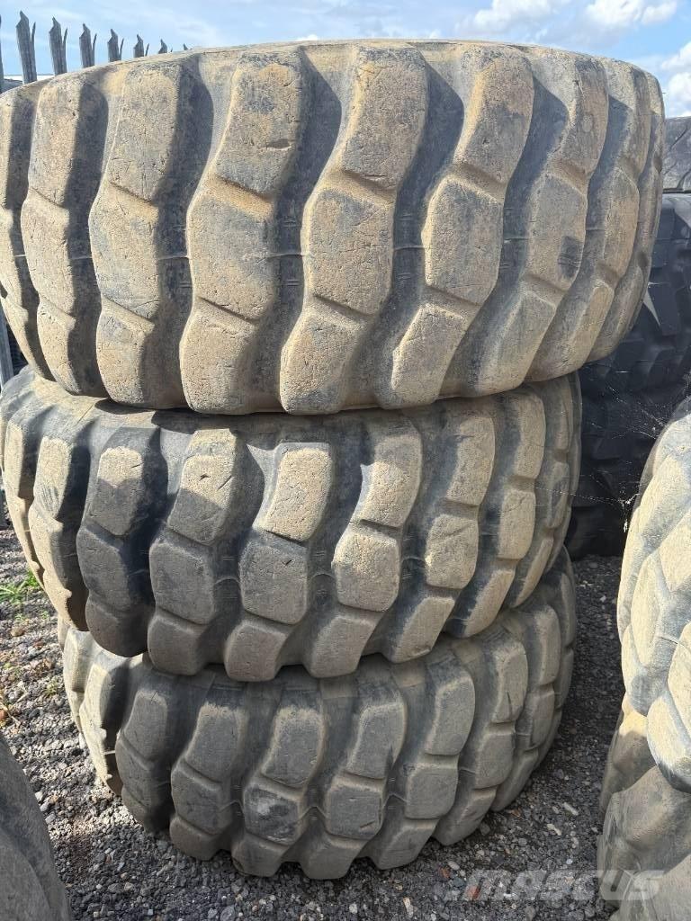 Bridgestone 23.5R25 Шины и колёса
