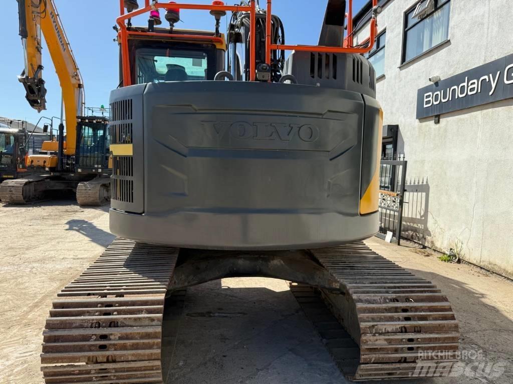 Volvo ECR 145 EL Гусеничные экскаваторы