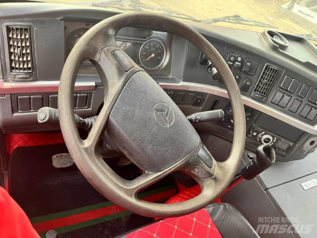 Sany STC250H Автокраны