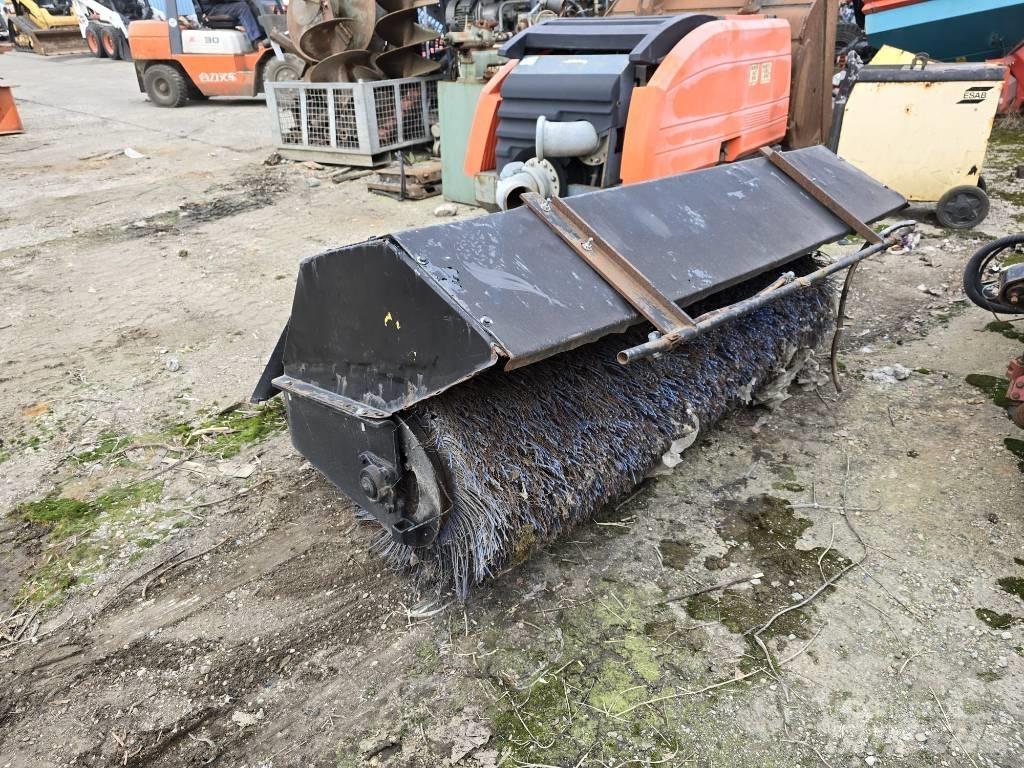 Bobcat Bobcat Вакуумные уборочные машины