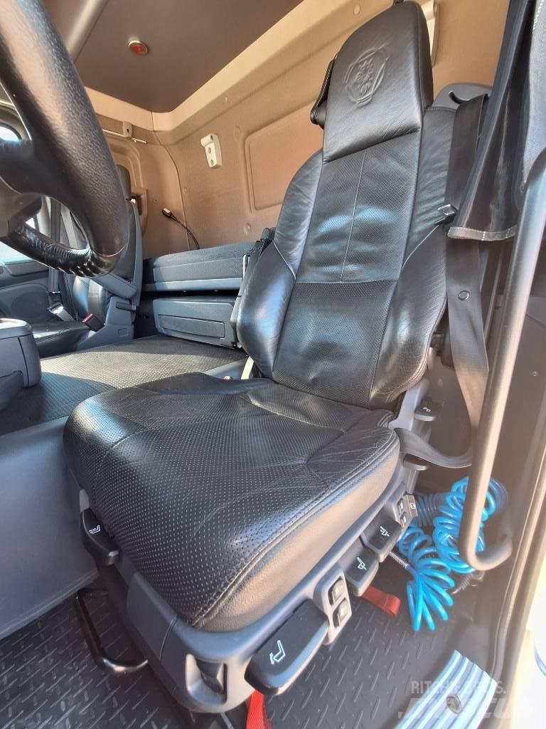 Scania G490 LB8x4*4 Автомобильные краны