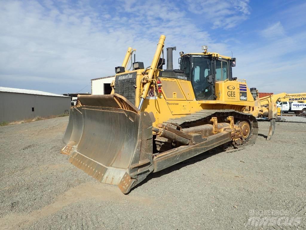 Komatsu D155AX-8 Гусеничные бульдозеры