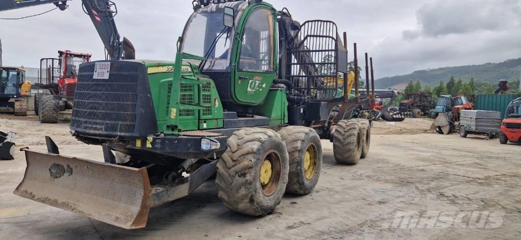 John Deere 1210 E Форвардеры