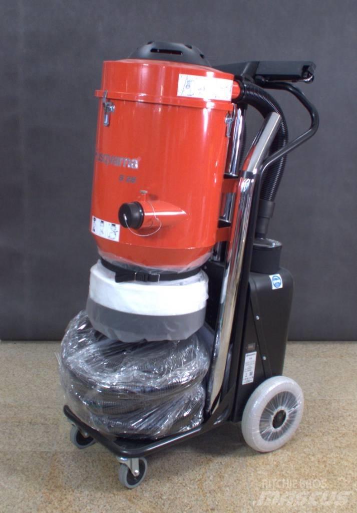 Husqvarna S26 Строительная техника - Другие