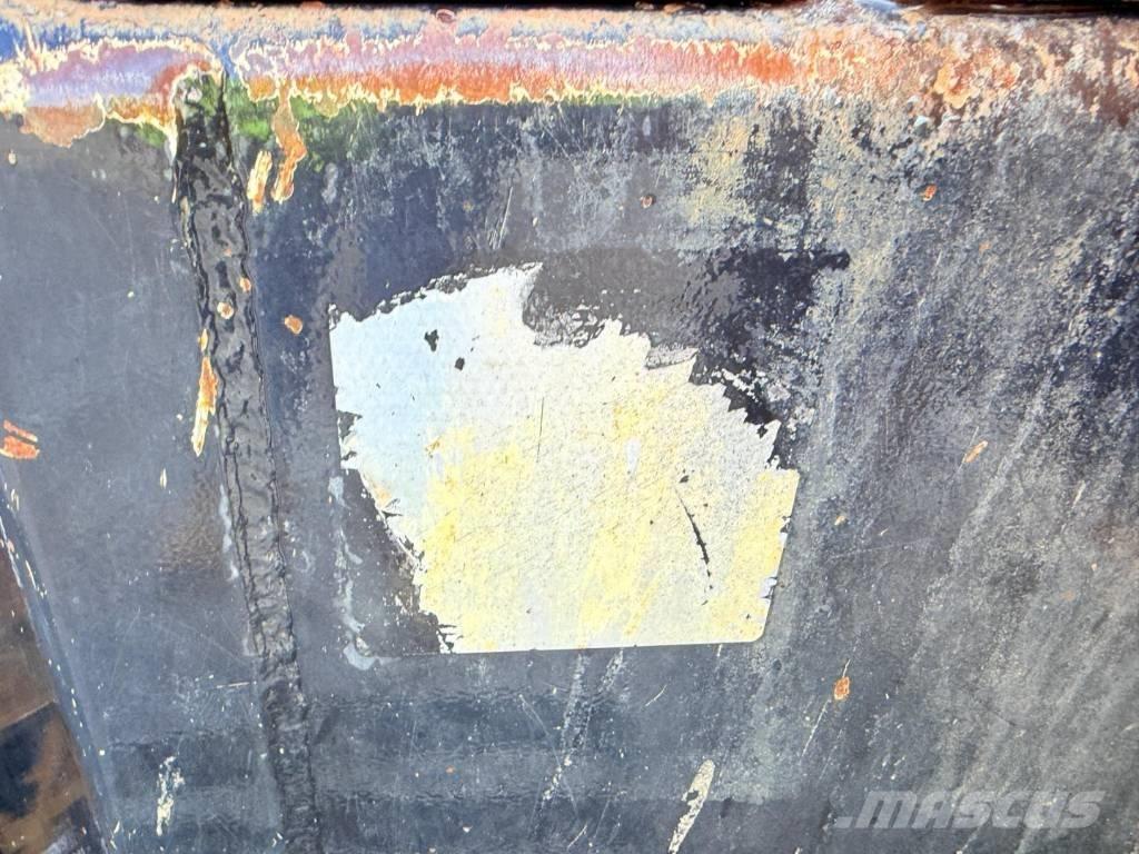 JCB 3 TST Мини-самосвалы