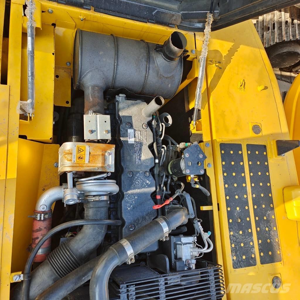 Komatsu PC 220 Гусеничные экскаваторы