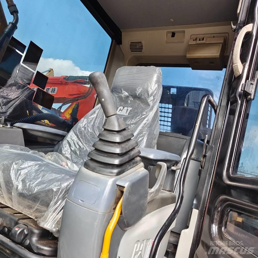 CAT 320 D Гусеничные экскаваторы