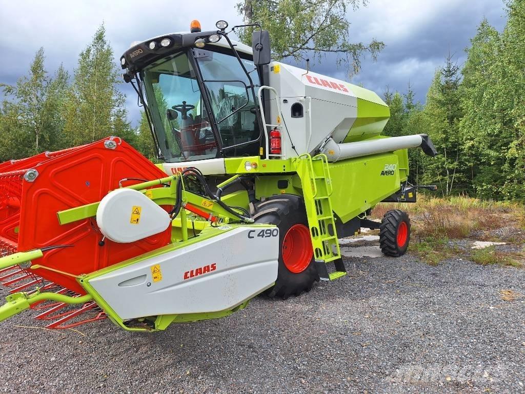 CLAAS Avero 240 Зерноуборочные комбайны
