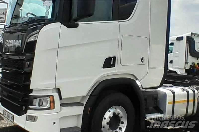 Scania R560 Специальные грузовики
