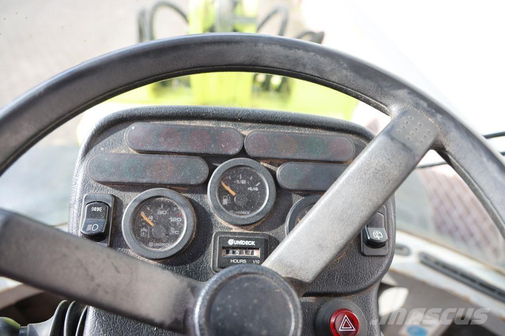 Paus SL755 Фронтальные погрузчики