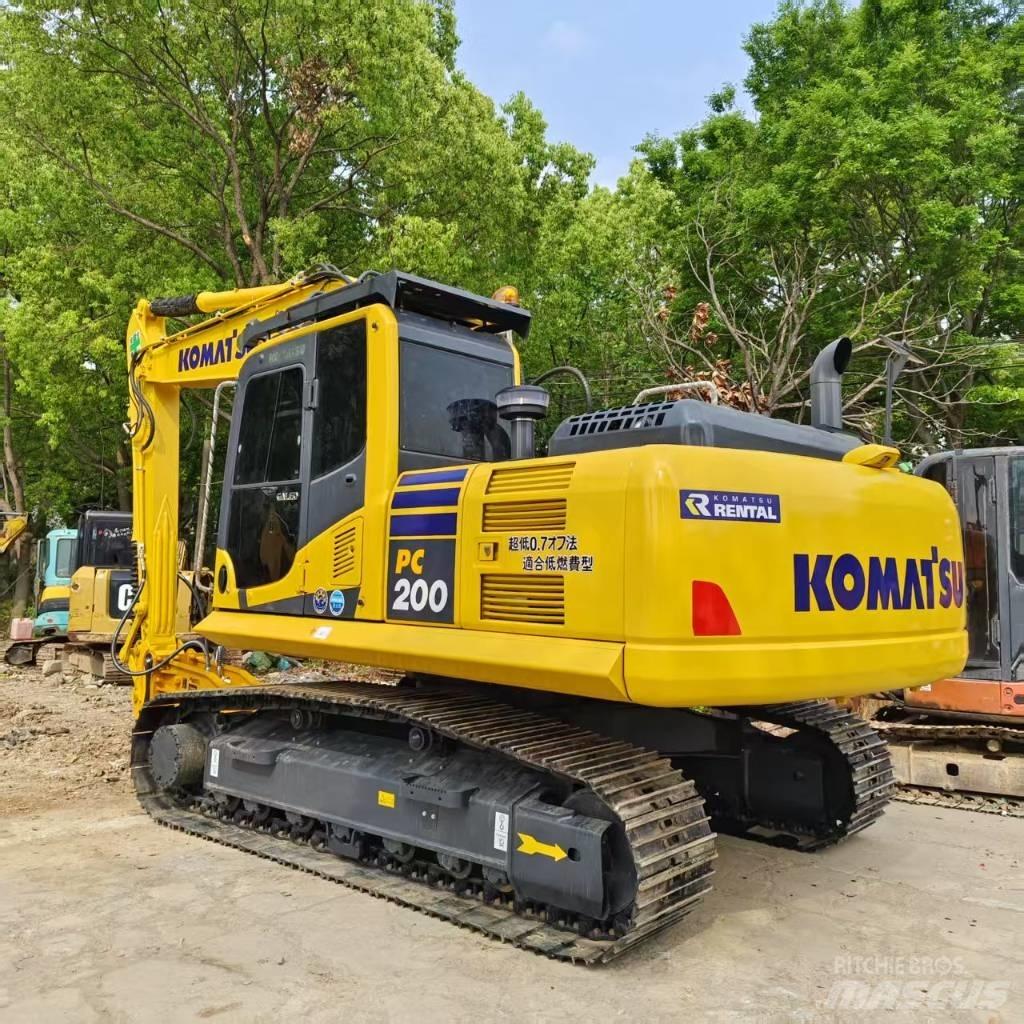 Komatsu PC 200-8 Гусеничные экскаваторы