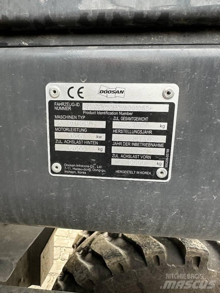 Doosan DX 190 W-7 Колёсные экскаваторы