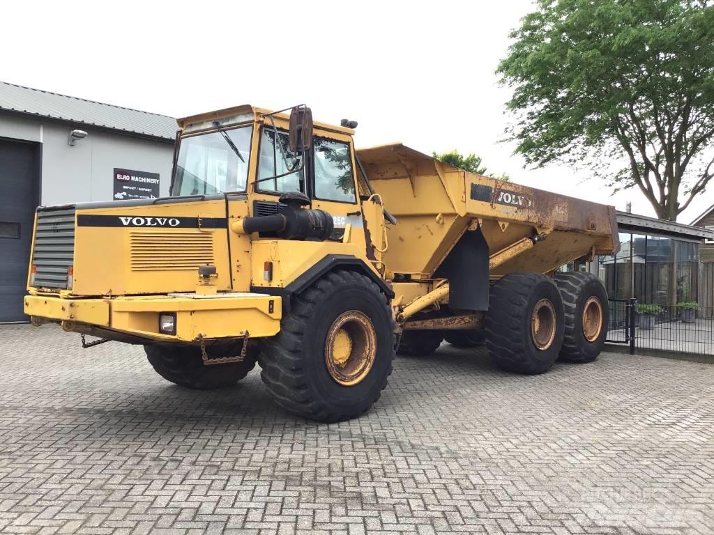 Volvo A 25 C Шарнирно-сочленённые самосвалы