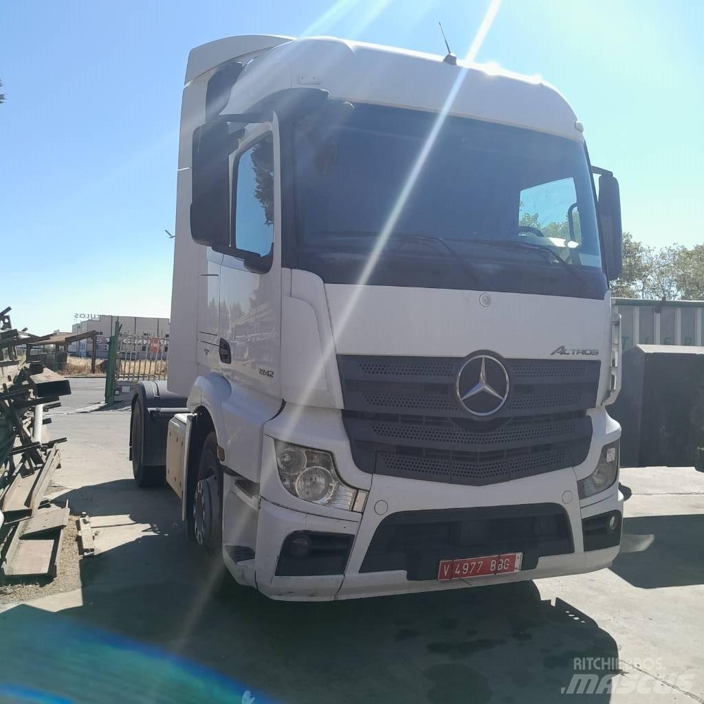 Mercedes-Benz 1842 Седельные тягачи