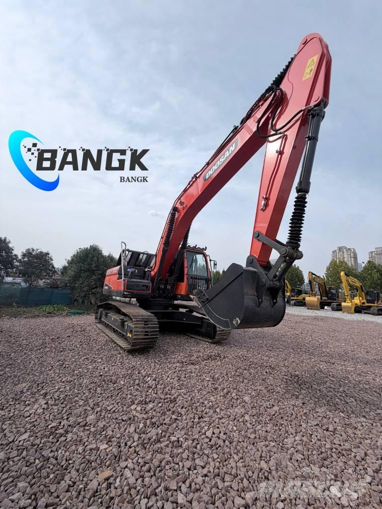Doosan DX 225 LC Гусеничные экскаваторы