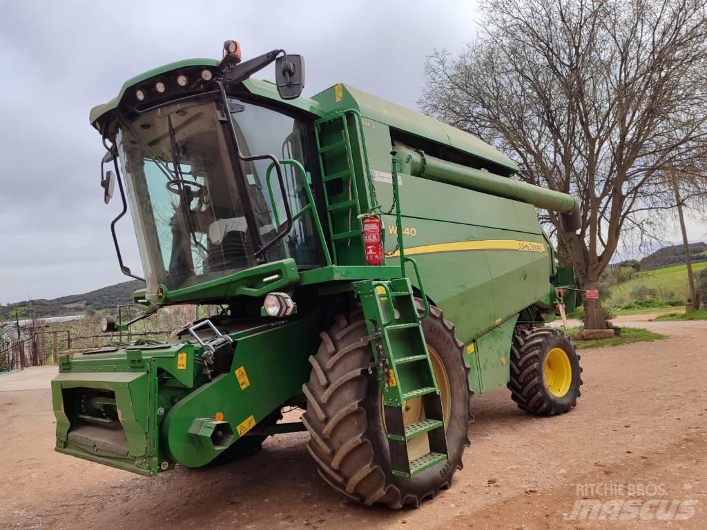 John Deere W 440 Зерноуборочные комбайны
